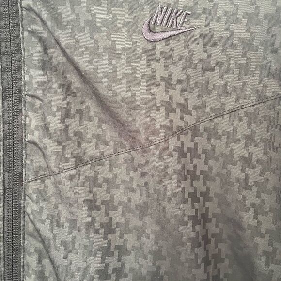Nike Womens Grey Fullzip goemetric print running workout vented Jacket medium - Picture 4 of 10